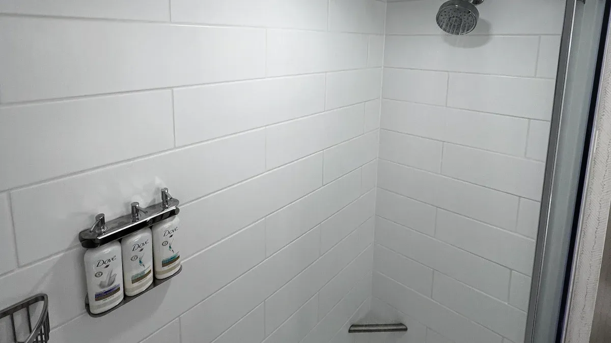 Di mana pencahayaan linear kalis air paling kerap dipasang